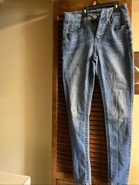Seven7 Women's Skinny Jeans in Medium Blue Wash